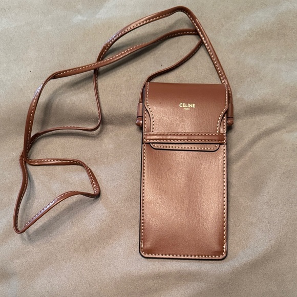Celine Tan Leather Phone case - Picture 2 of 2
